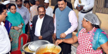 ప్రభుత్వ విద్య బలోపేతానికి విప్లవాత్మక మార్పులు