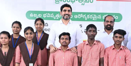 ఇక్కడ యువతకు ఇక్కడే ఉద్యోగాలు