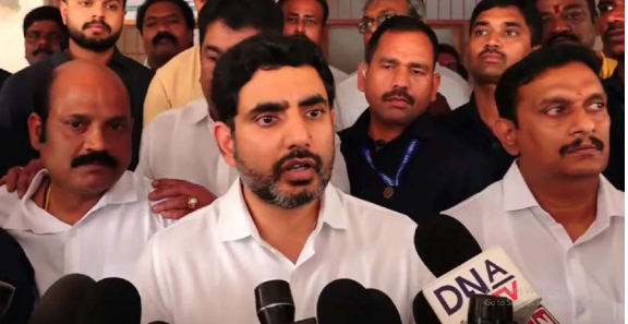 జగన్ గాలిలో కాకుండా, రోడ్లపైకి వచ్చి..మేం చేసిన మంచిపనులు చూడాలి