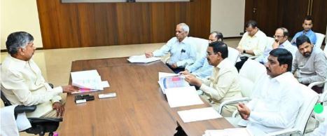 మెట్రోను వేగంగా పట్టాలెక్కిద్దాం