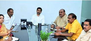 పట్టభద్రుల ఎమ్మెల్సీ ఎన్నికల్లో భారీ మెజారిటీతో గెలవాలి