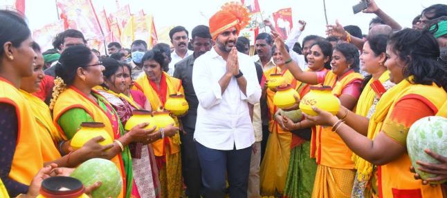 రాష్ట్ర రాజకీయ యవనికపై చెరగని సంతకం యువగళం!