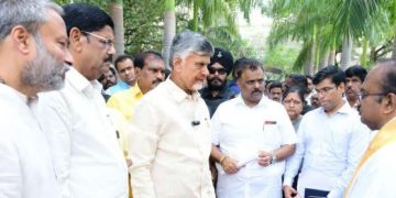 మృతుల కుటుంబాలకు రూ.25 లక్షల ఎక్స్‌గ్రేషియా