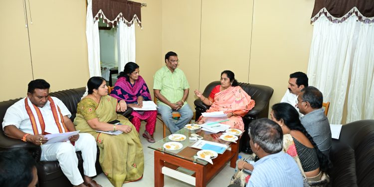 బీసీ సంక్షేమశాఖ హాస్టళ్లలో టెన్త్లో వంద శాతం ఫలితాలు రావాలి