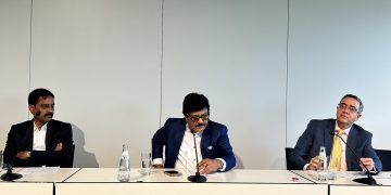 పర్యాటక రంగంలో పెట్టుబడులకు పెట్టండి