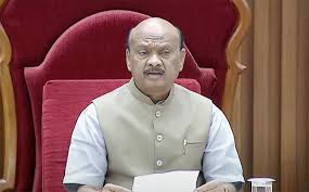 దొంగచాటుగా సంతకాలు చేసి సభకు డుమ్మానా?