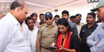 ముఖ్యమంత్రి రాక కోసం ఎదురుచూస్తున్న అగిరిపల్లి