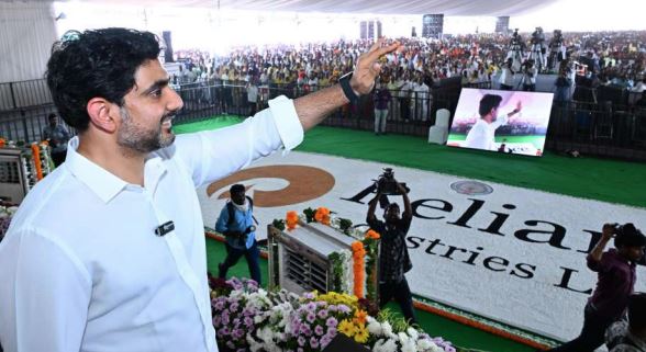 తొలి అడుగుపడిరది!