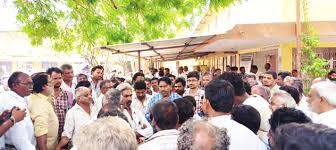 గిట్టుబాటు ధర కల్పించి ఆదుకోవాలి