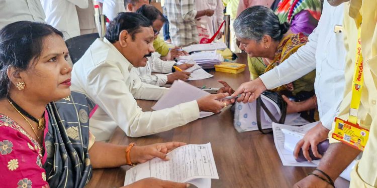 దొంగ అగ్రిమెంట్తో కానిస్టేబుల్ దందా