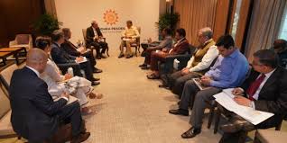 పెట్టుబడులతో రండి…అవకాశాలు అందుకోండి