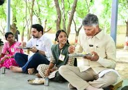 బాలల భవిత.. గురువులదే బాధ్యత