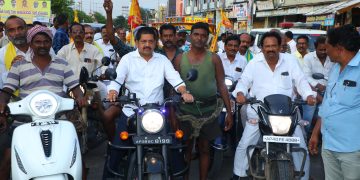 ఆవిర్భావం నుంచి పార్టీ వెన్నంటి నిలిచారు