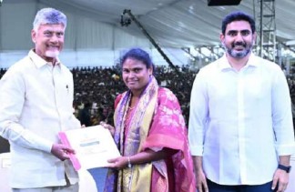 కలసికట్టుగా పనిచేసి.. ఏపీ మోడల్ ఎడ్యుకేషన్ను ప్రపంచానికి చాటుదాం