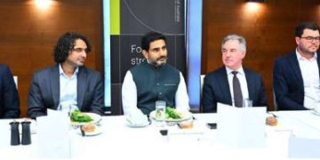 పారిశ్రామిక పెట్టుబడులకు ఏపీలో అనుకూల విధానాలు