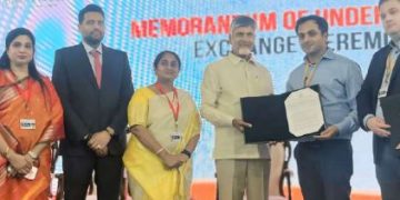 టెక్స్‌టైల్స్‌లో రూ.4,380 కోట్ల పెట్టుబడులు