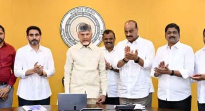 టీమ్ వర్క్… బెటర్ రిజల్ట్స్…ఇదే అభివృద్ధి మంత్రం