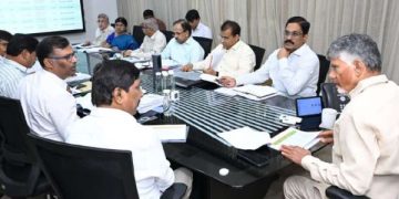 ప్రాజెక్ట ల  పూర్తిలో..దేశంలోనే మేటిగా ఏపీ నిలవాలి