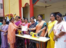 మహిళల స్వయం ఉపాధికి లోకేష్ అండ