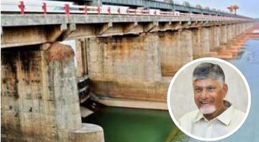 ధవళేశ్వరం బ్యారేజీకి కొత్త గేట్లు