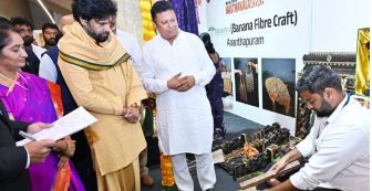 టెంపుల్ టూరిజం తరహాలో హస్తకళల పర్యాటకం