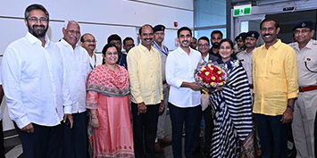 భోగాపురంలోని అల్లూరి సీతారామరాజు అంతర్జాతీయ విమానాశ్రయానికి చేరుకున్న విద్య, ఐటీ శాఖల మంత్రి శ్రీ నారా లోకేష్
