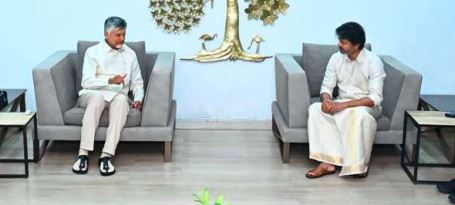 గోదావరి-కావేరి నదుల అనుసంధానం అవశ్యం